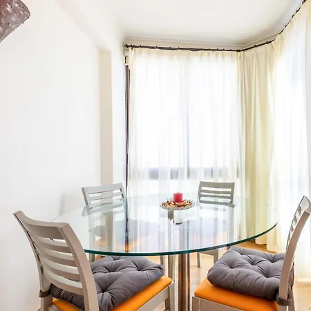 Guestready - Bright And Colorful In Ajuda Appartamento *